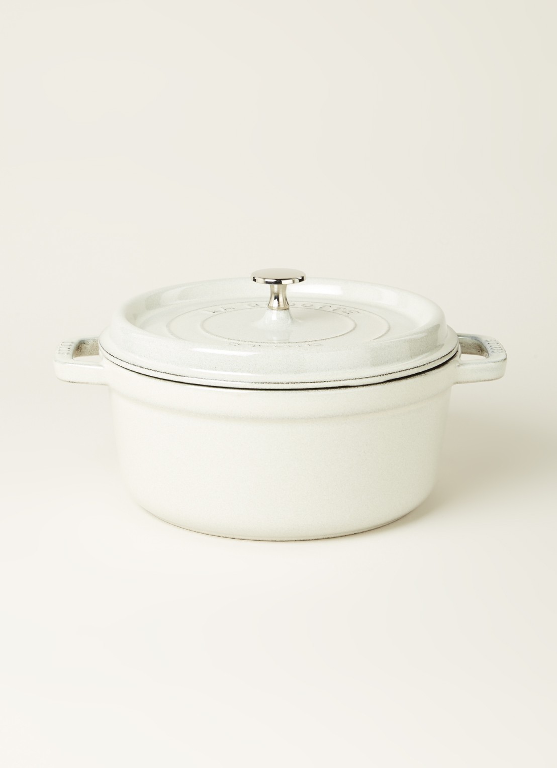Staub Cocotte Ronde braadpan 24 cm - voorkant 3 lichtgrijs