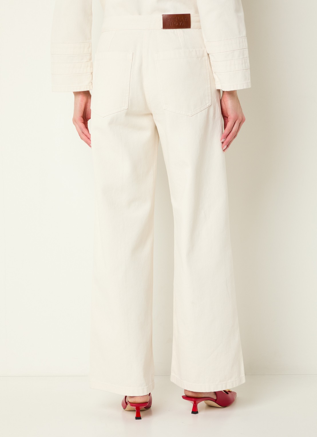 Stella Nova High waist wide leg jeans met gekleurde wassing - achterkant gebroken wit