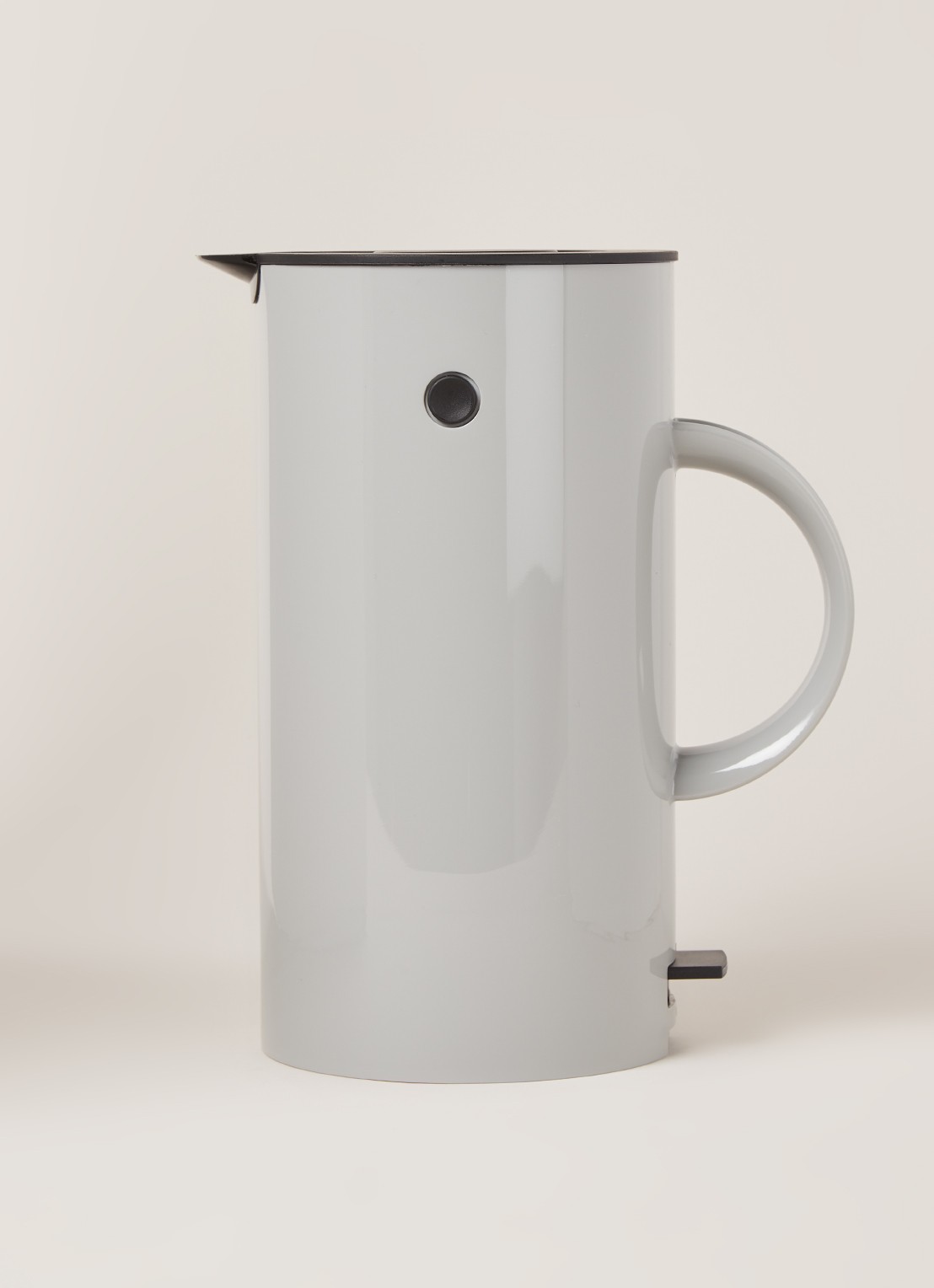 Stelton EM77 waterkoker 1,5 liter 119266 - voorkant 2 lichtgrijs