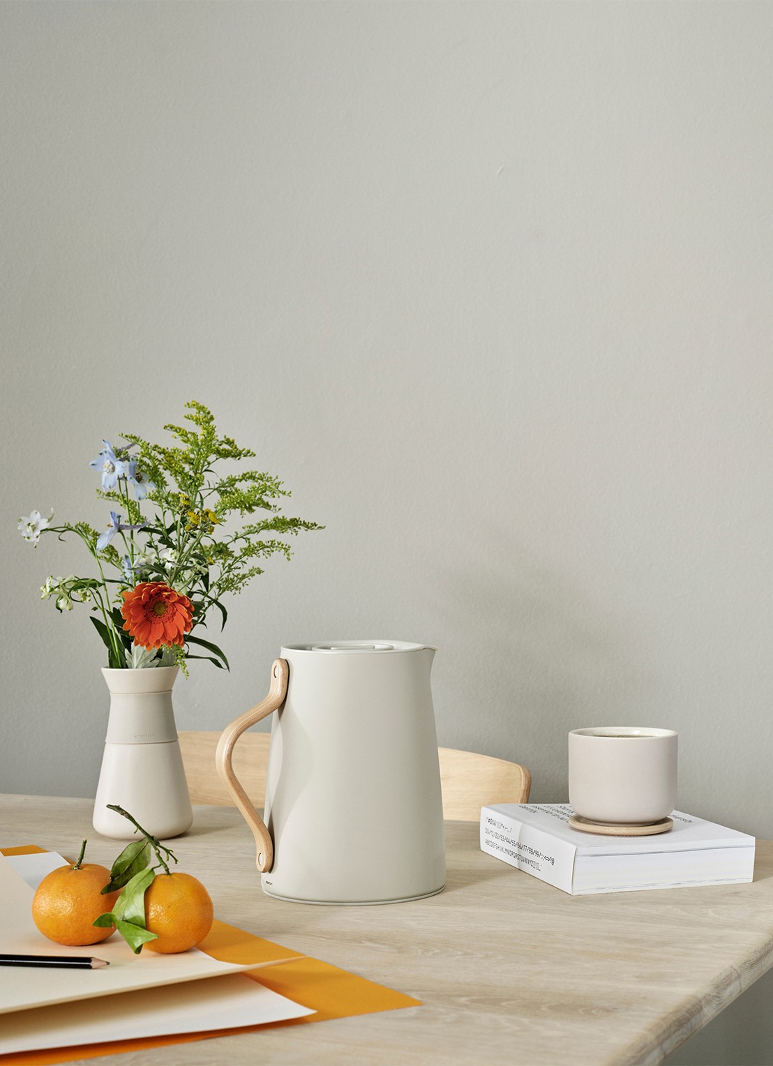 Stelton Emma theepot 1 liter - detail 2 zand