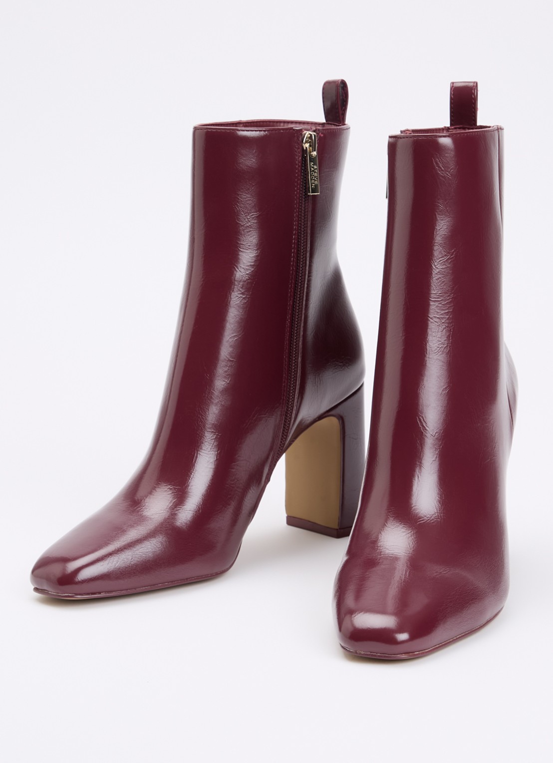 Steve Madden Adelisa enkellaarsje met lakfinish - detail 4 aubergine