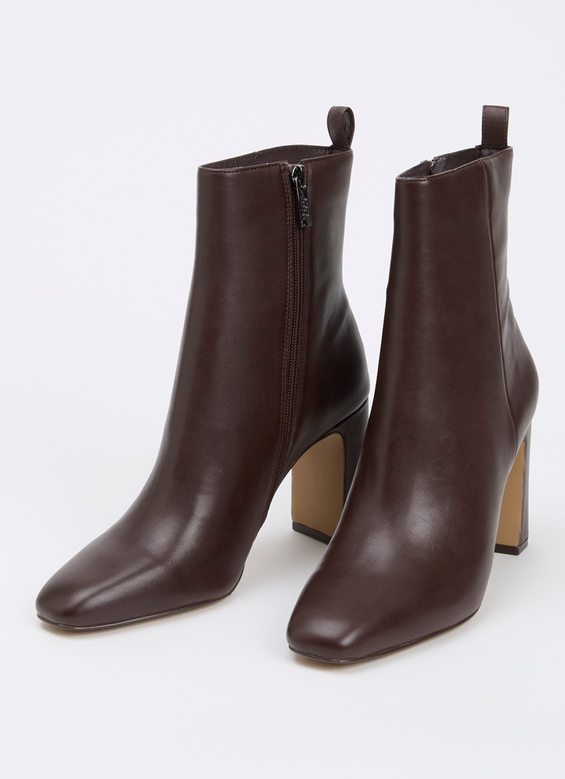 Steve Madden Adelisa enkellaarsje - detail 2 donkerbruin