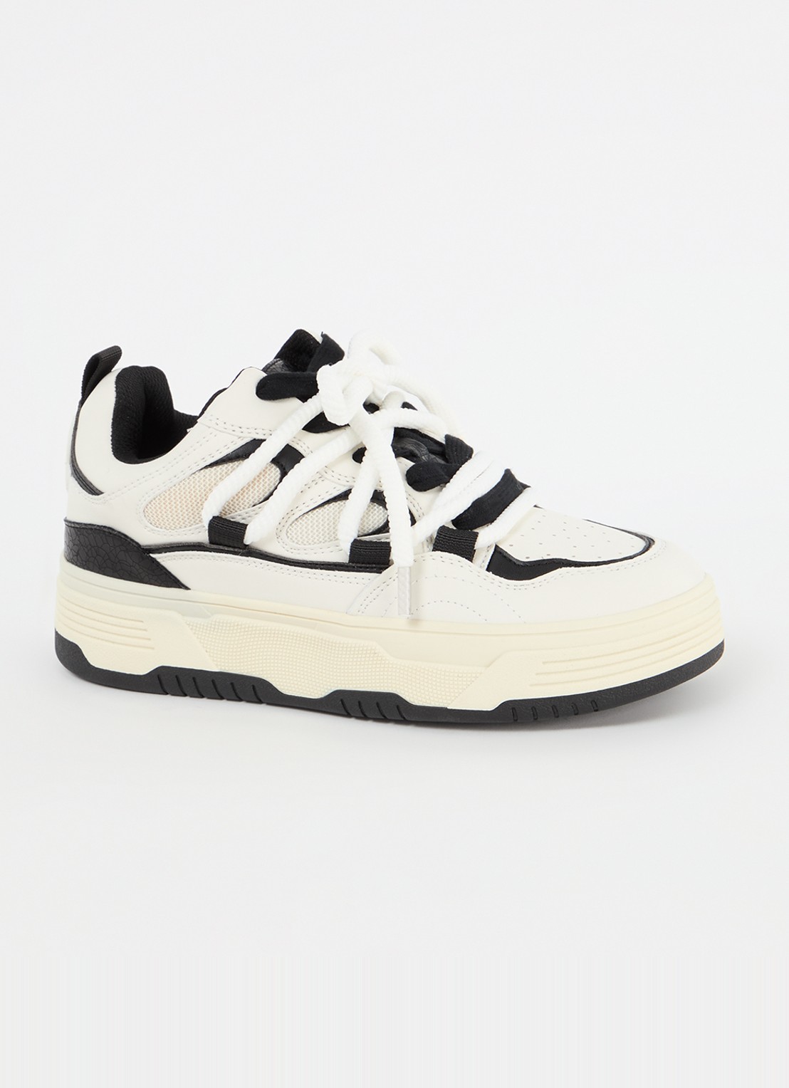 Steve Madden Boomer sneaker met logo - voorkant gebroken wit