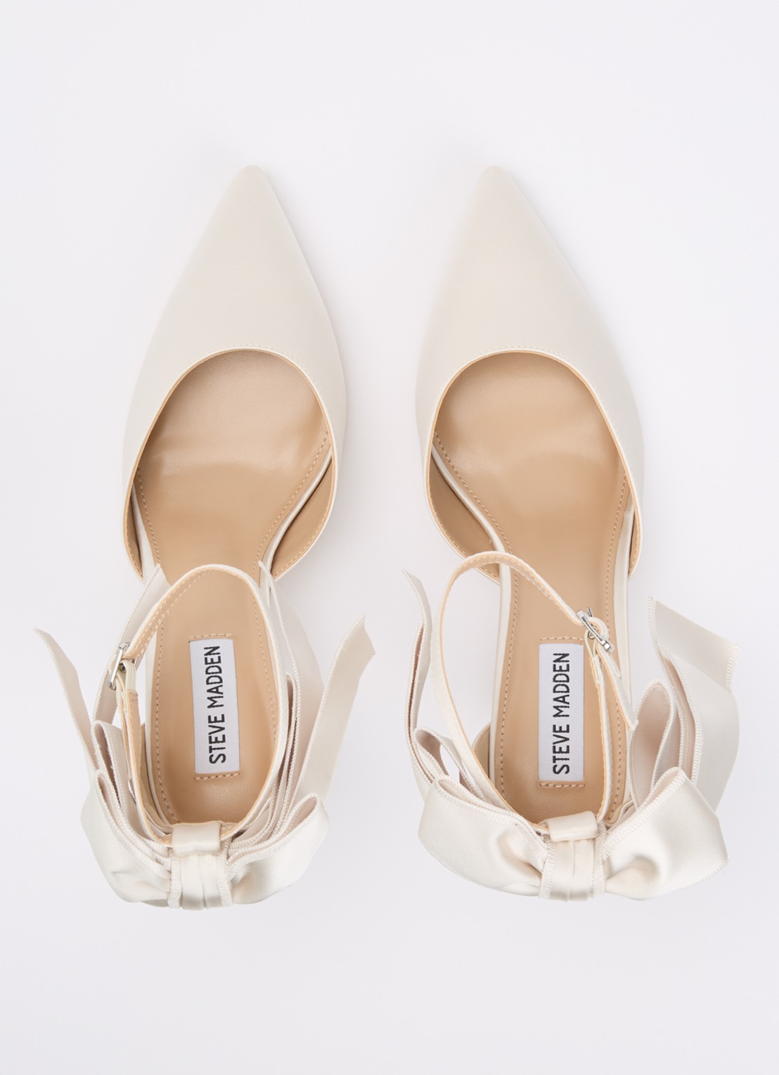 Steve Madden Fiorela pump met strik detail  - detail 2 creme