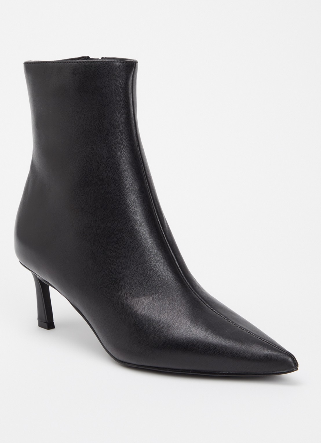 Steve Madden Lulah enkellaarsje van leer - voorkant zwart