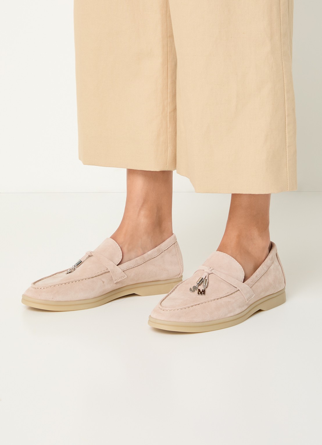 Steve Madden Portland loafer van suède - voorkant 2 beige