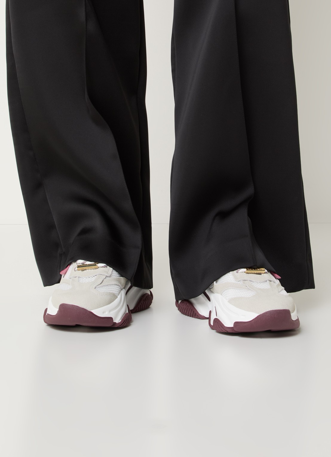 Steve Madden Possession-E sneaker met suède details - voorkant 2 bordeauxrood