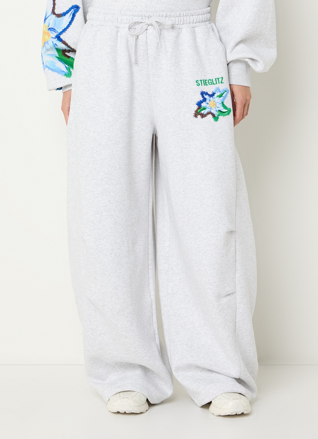 Stieglitz Eliza high waist balloon fit joggingsbroek met steekzakken - detail grijs