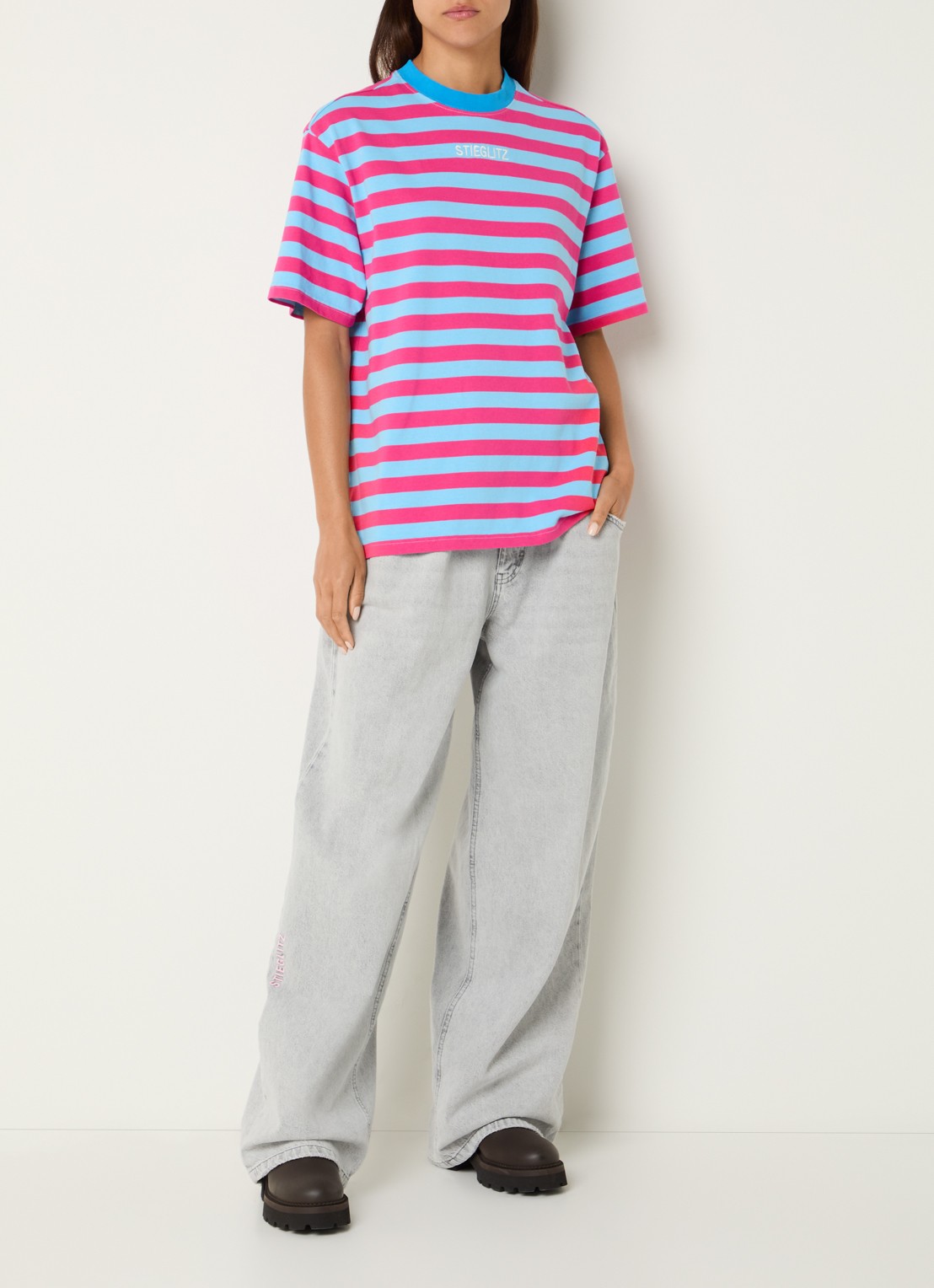 Stieglitz Joana T-shirt met logo en streepprint - voorkant 2 donkerroze