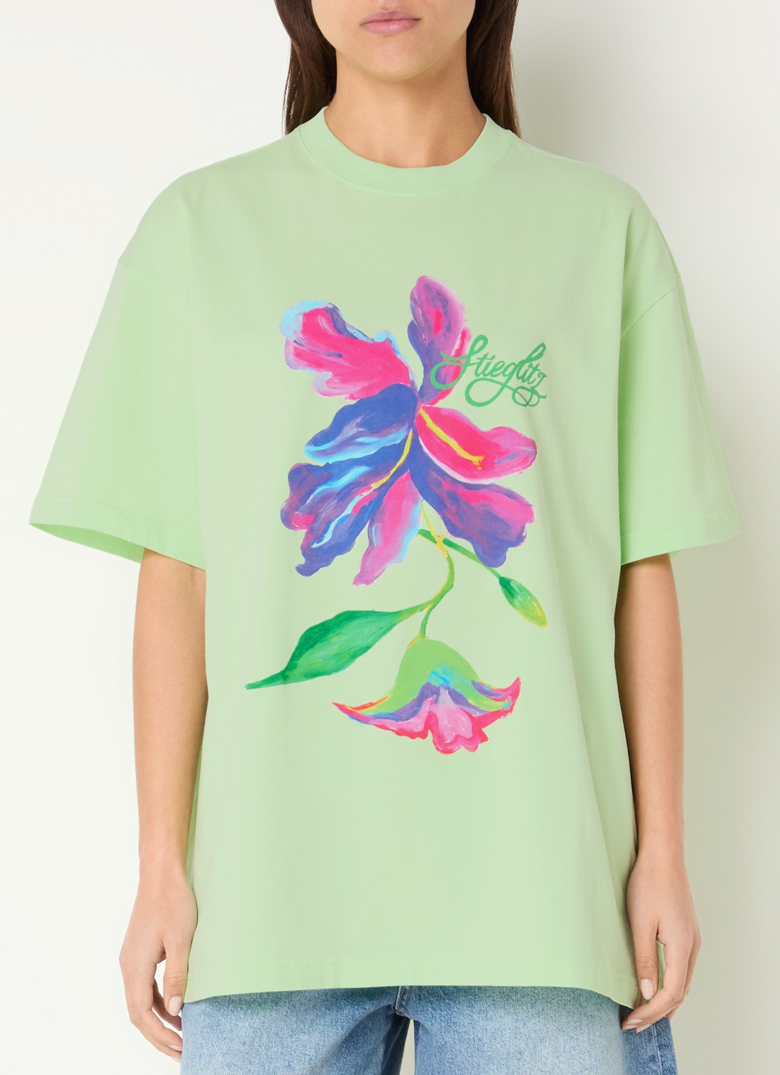 Stieglitz Philo oversized T-shirt met logoprint - detail lichtgroen