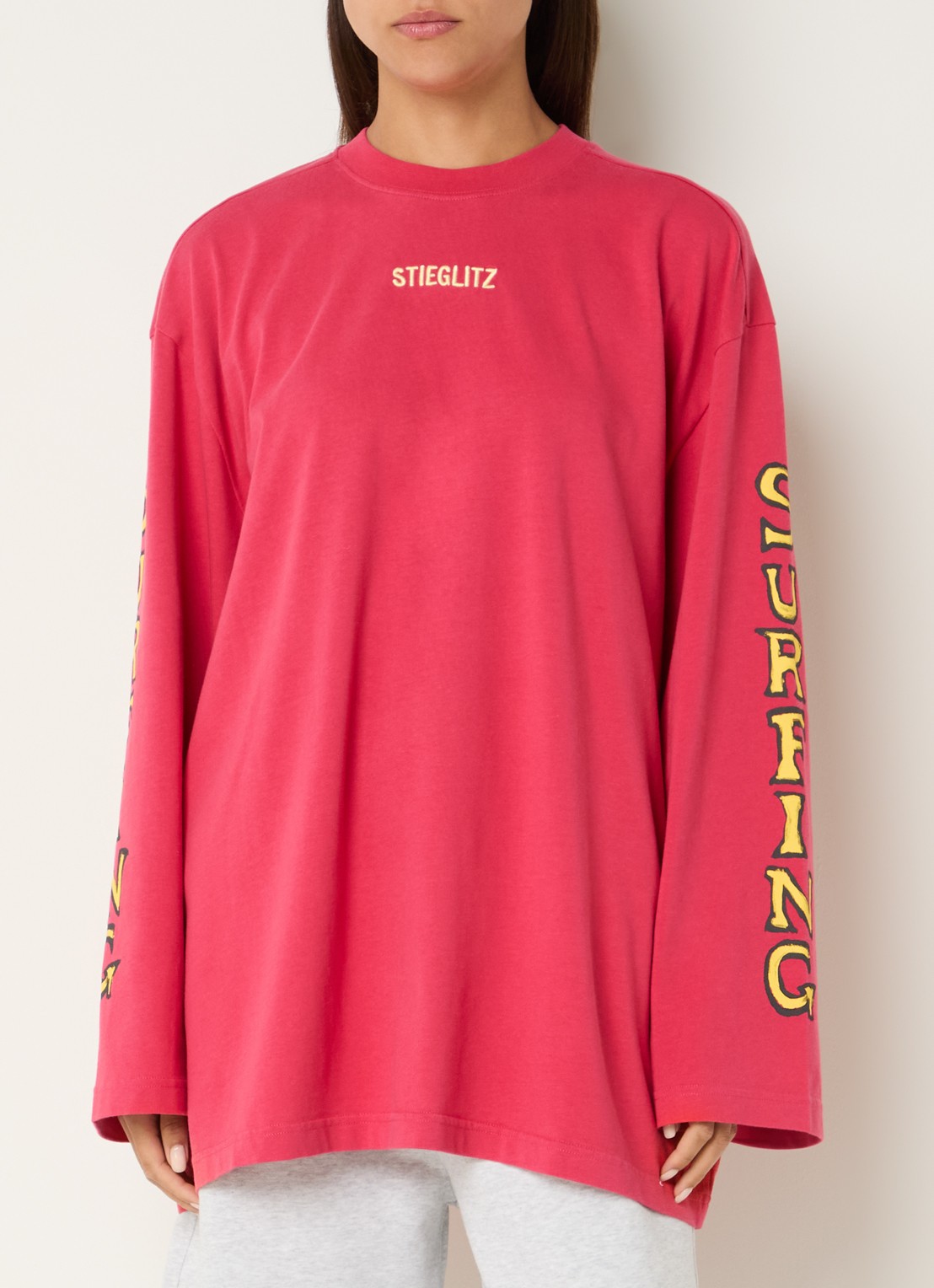 Stieglitz Safira longsleeve met logo- en backprint - achterkant rood