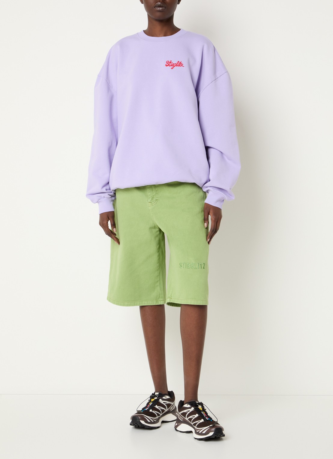 Stieglitz Senna sweater met logo- en backprint - voorkant 2 lila