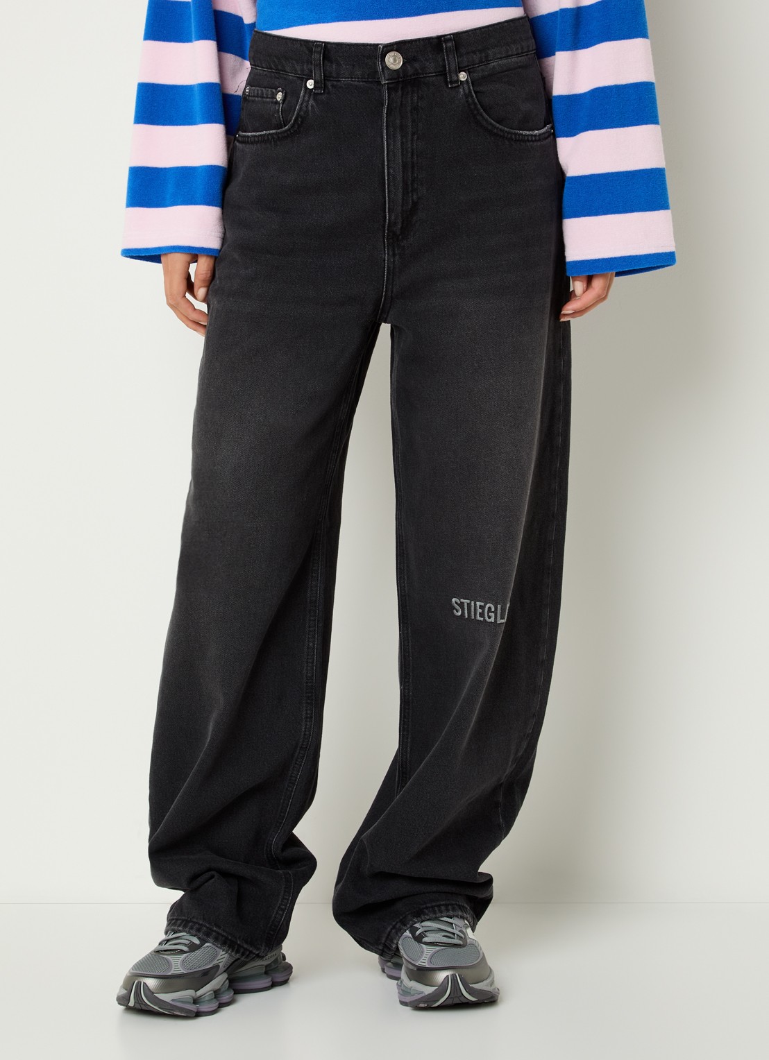 Stieglitz Teresa high waist loose fit jeans met steekzakken - detail 2 zwart