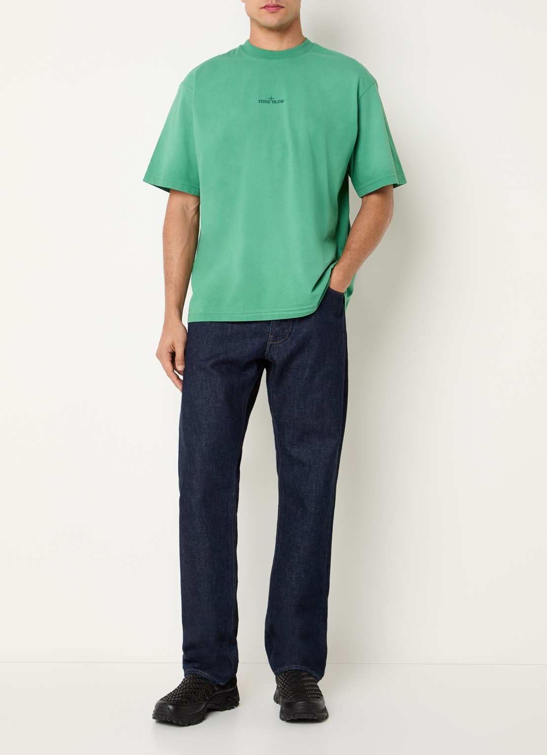 Stone Island 00002 T-shirt met logo- en backprint - voorkant 5 groen