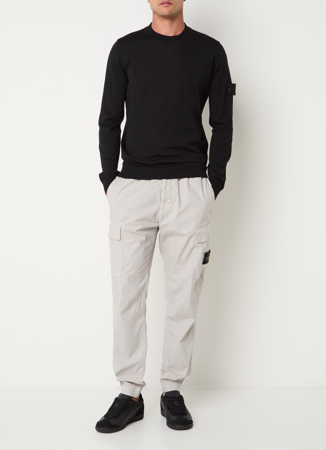 Stone Island 00074 fijngebreide pullover van scheerwol met logo - voorkant 2 zwart