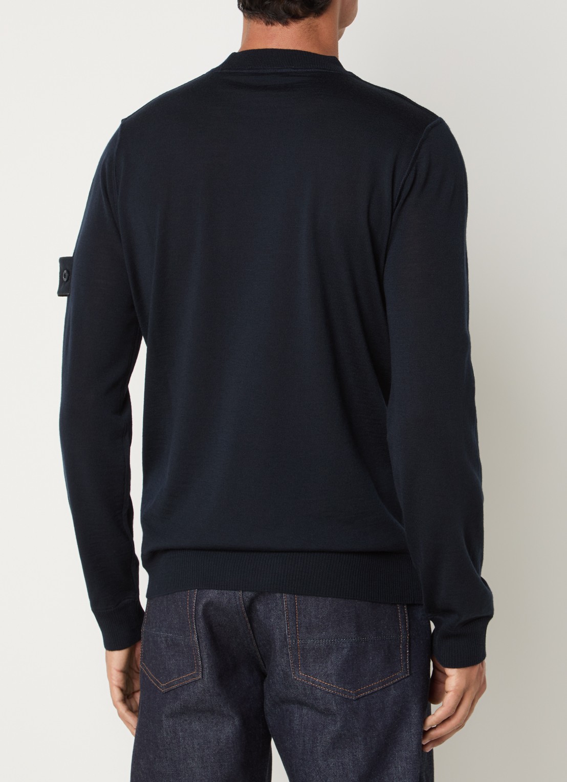 Stone Island 00074 fijngebreide pullover van scheerwol met logo - achterkant donkerblauw
