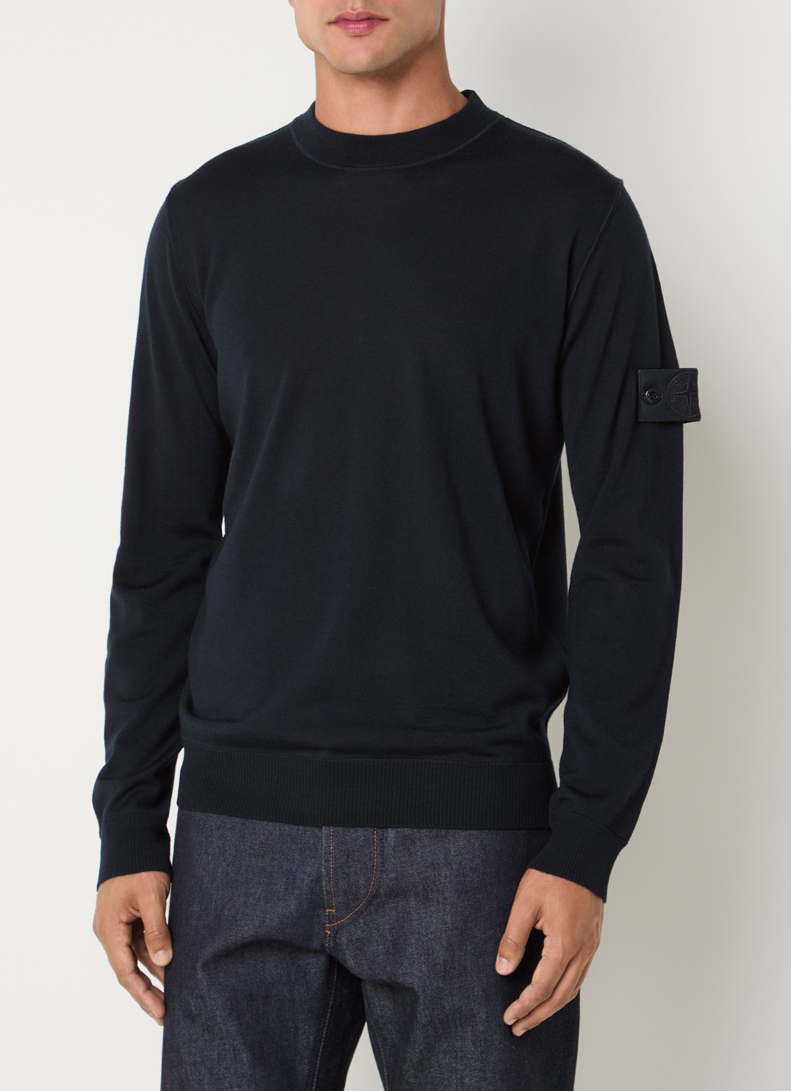 Stone Island 00074 fijngebreide pullover van scheerwol met logo - detail 4 donkerblauw