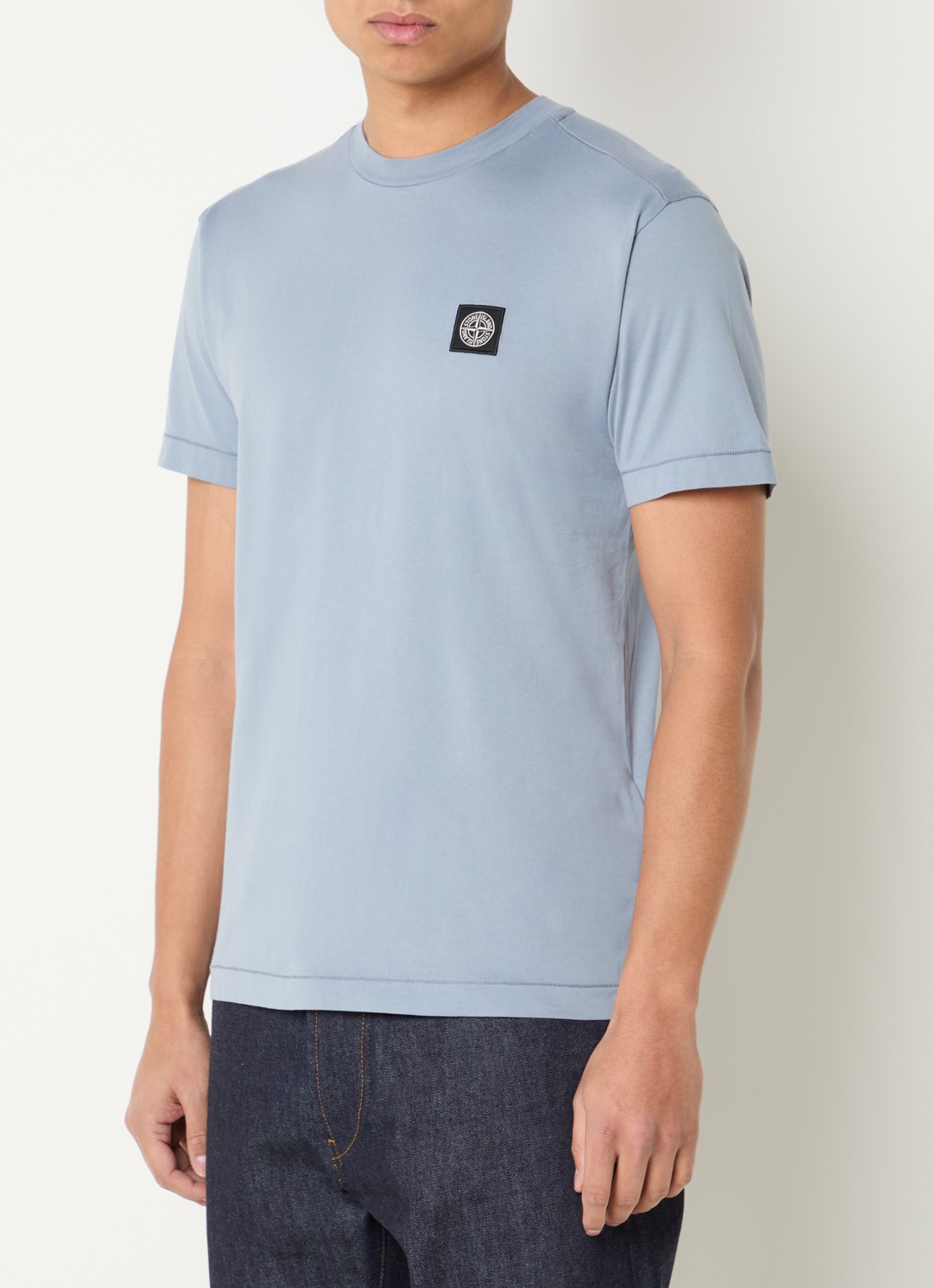 Stone Island 11002 T-shirt met logo - detail blauw