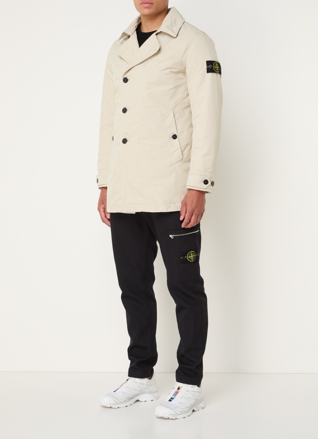 Stone Island 42149 trenchcoat met steekzakken en logo - voorkant 2 beige