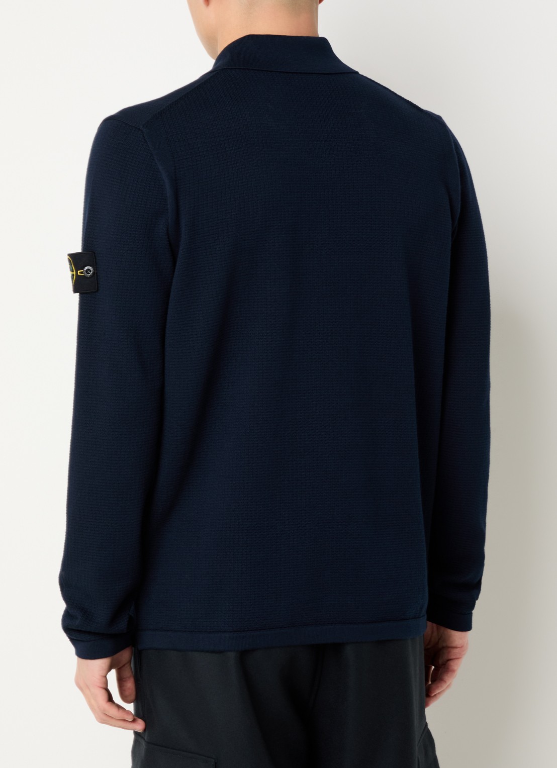 Stone Island 64349 fijngebreide trui met polokraag en logo - achterkant 3 donkerblauw