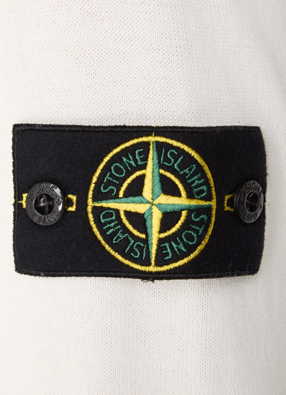 Stone Island 86002 fijngebreide trui met logo - detail 2 ivoor