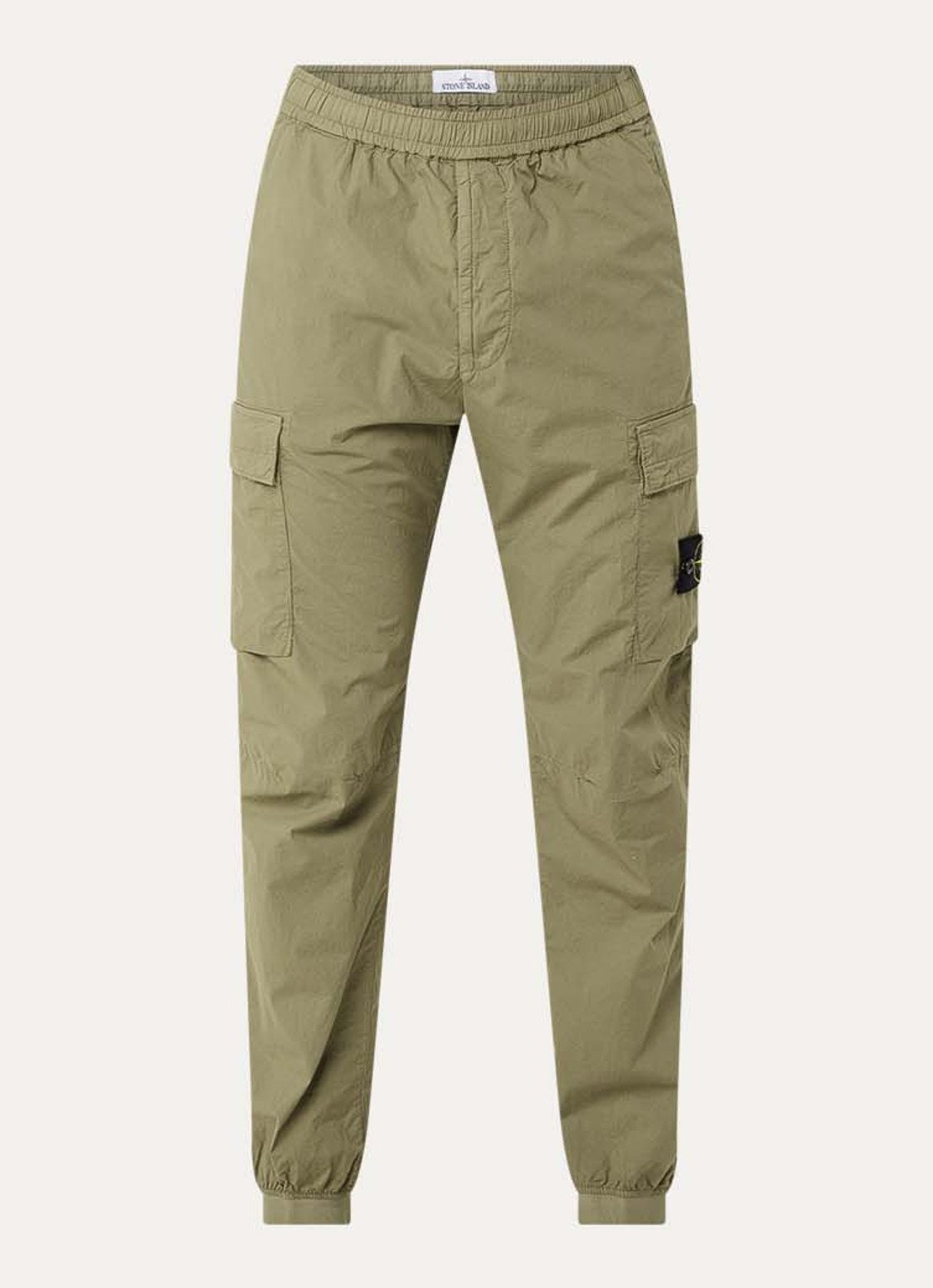 Stone Island 93582 tapered fit cargobroek met steekzakken en logo - voorkant 2 mosgroen
