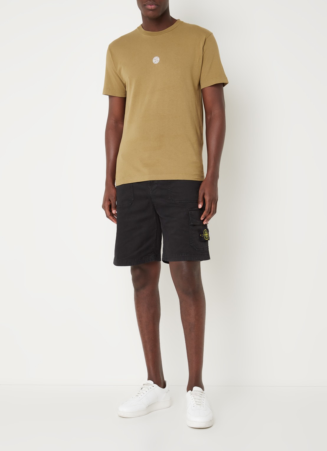 Stone Island Broken Twill korte broek met steekzakken - voorkant 3 zwart