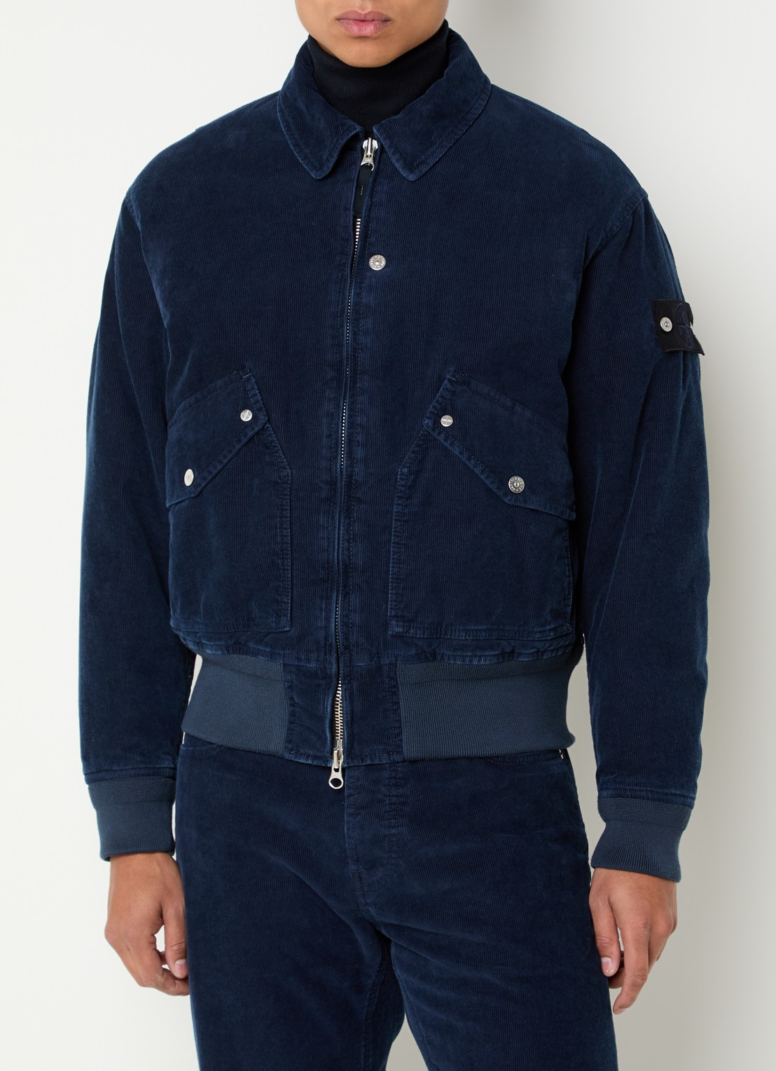 Stone Island K2S15 bomberjack van corduroy met klepzakken - detail 3 donkerblauw