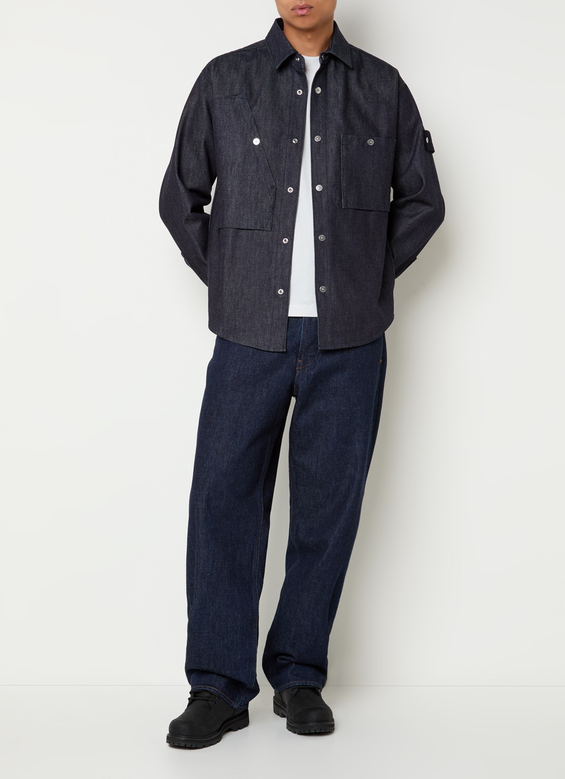 Stone Island KS215 loose fit jeans met donkere wassing - voorkant 3 donkerblauw