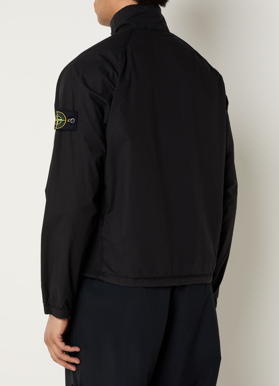 Stone Island S0003 jack met steekzakken en logo - achterkant 5 zwart
