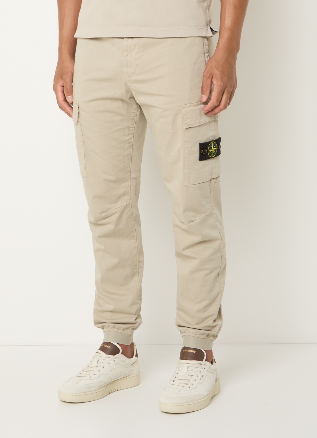 Stone Island S0014 slim fit cargobroek in wolblend met klepzakken - detail 4 beige