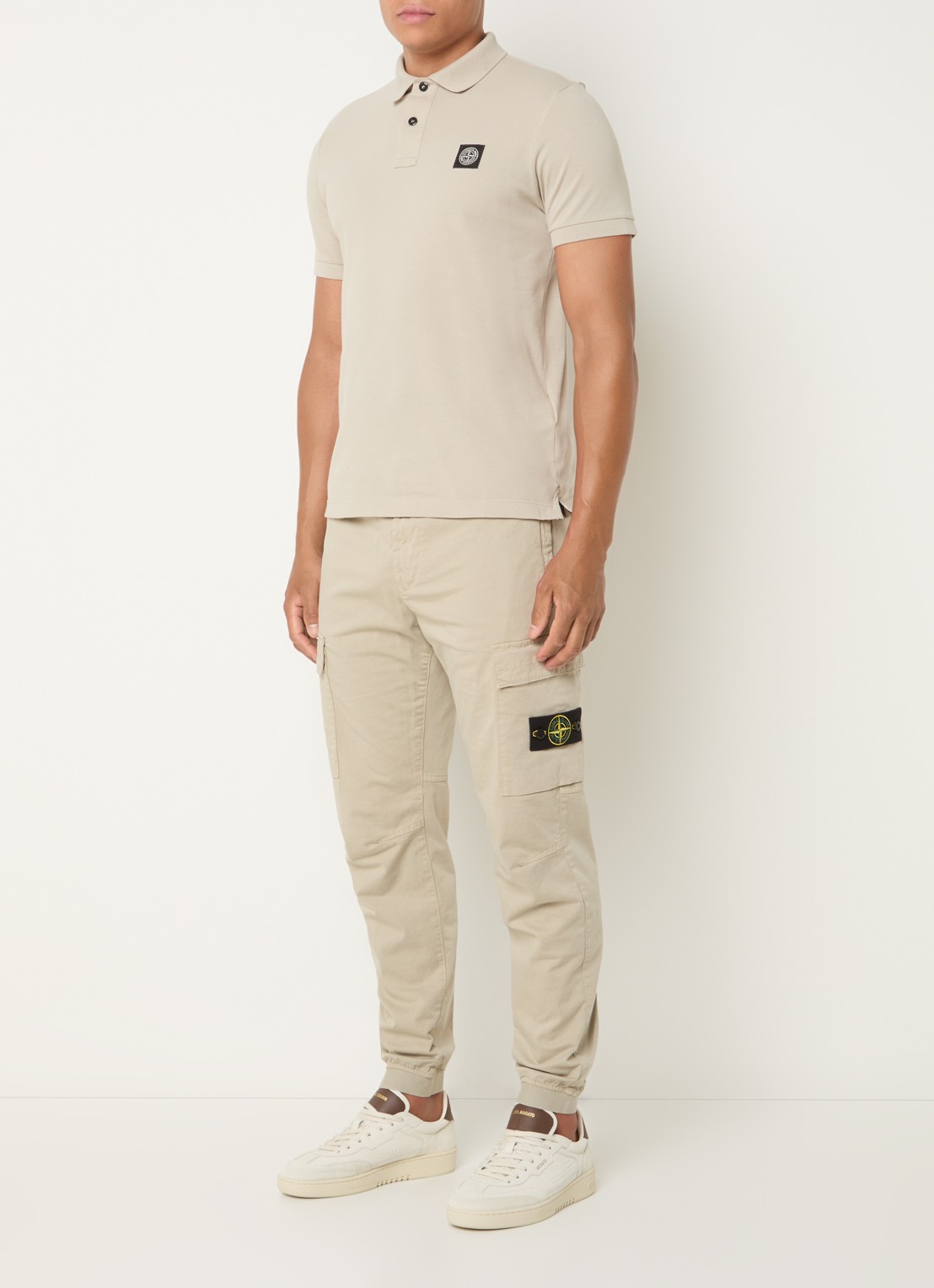 Stone Island S0017 slim fit polo van piqué katoen met logo - voorkant 5 zand