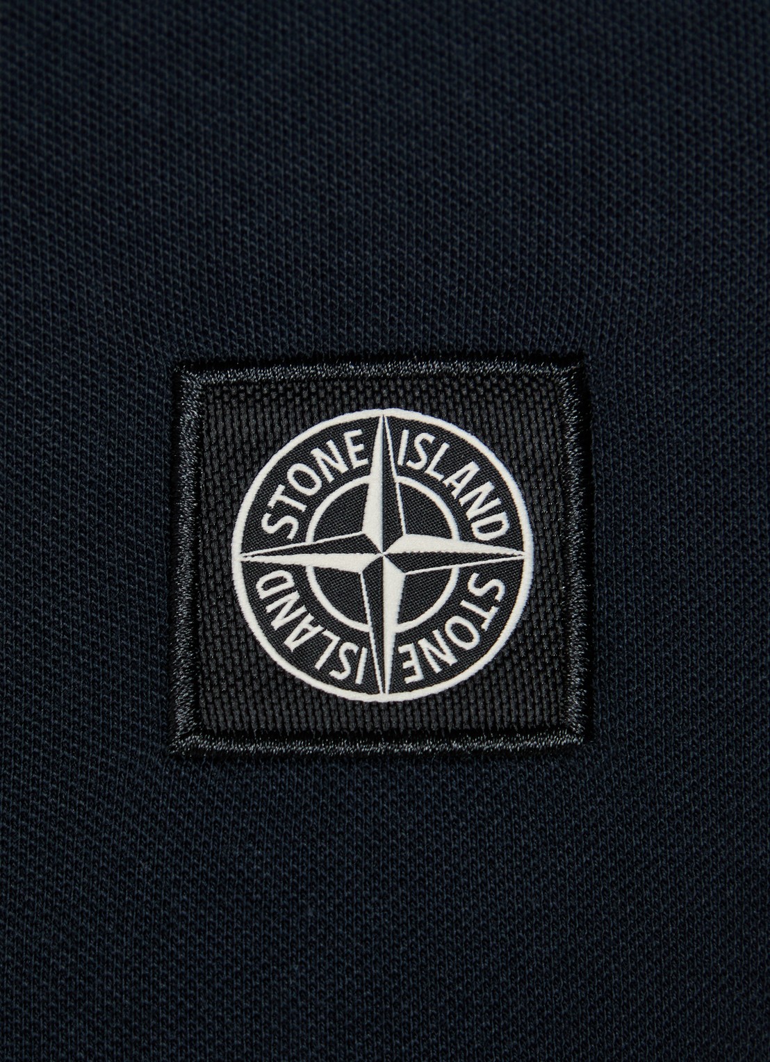 Stone Island S0017 slim fit polo van piqué katoen met logo - detail 3 roze