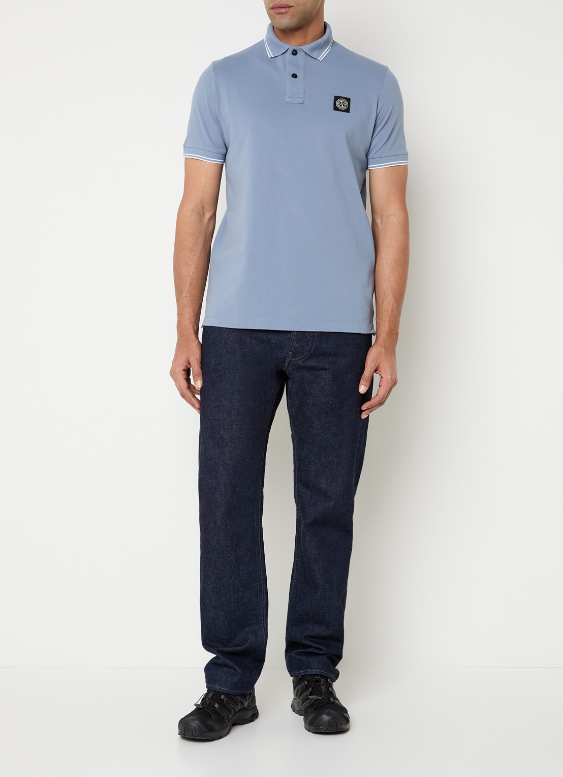 Stone Island S0018 slim fit polo van piqué katoen met logoborduring - voorkant 5 staalblauw