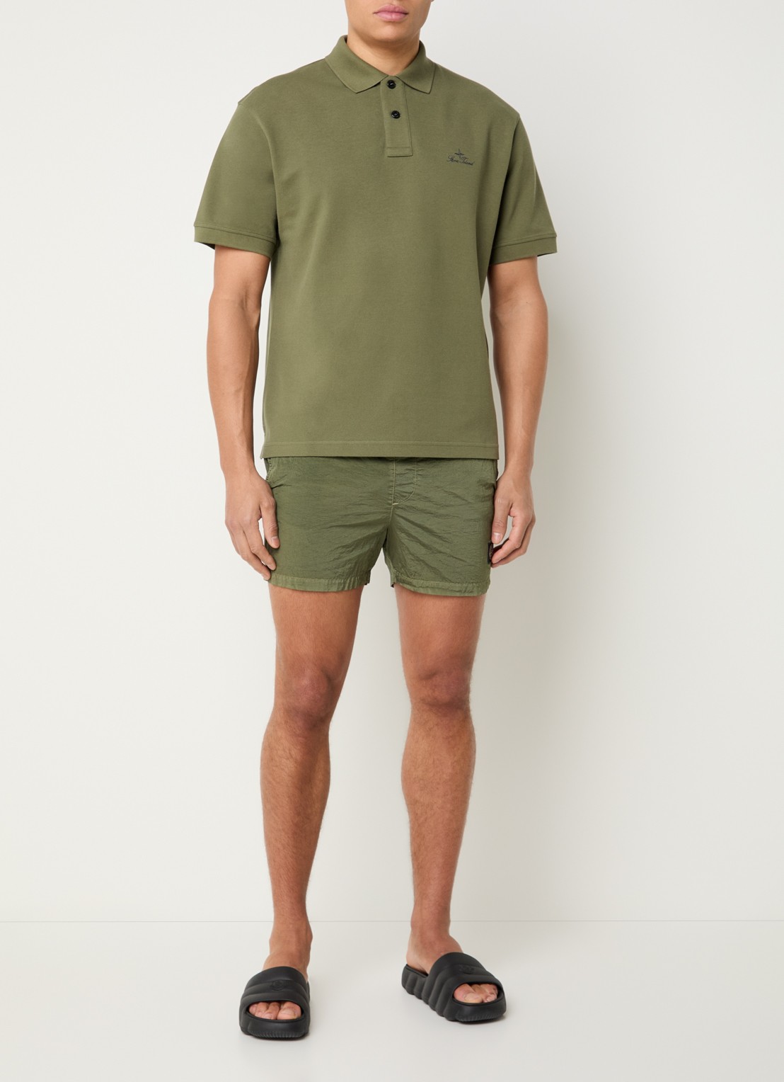Stone Island S0043 zwemshorts met steekzakken - voorkant 3 mosgroen