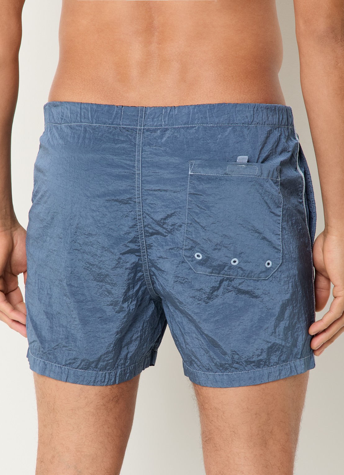 Stone Island S0043 zwemshorts met steekzakken - achterkant 2 staalblauw