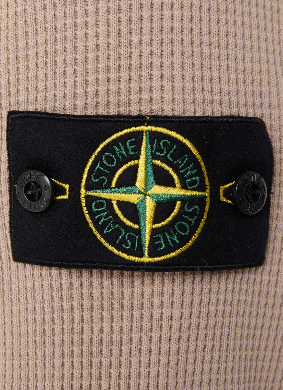 Stone Island S0044 fijngebreide trui met logo - detail 3 donkerbeige