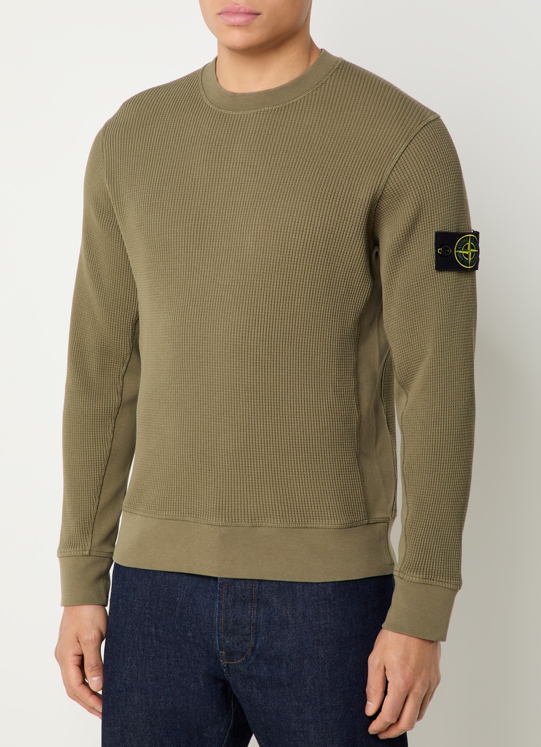 Stone Island S0044 fijngebreide trui met logo - detail mosgroen