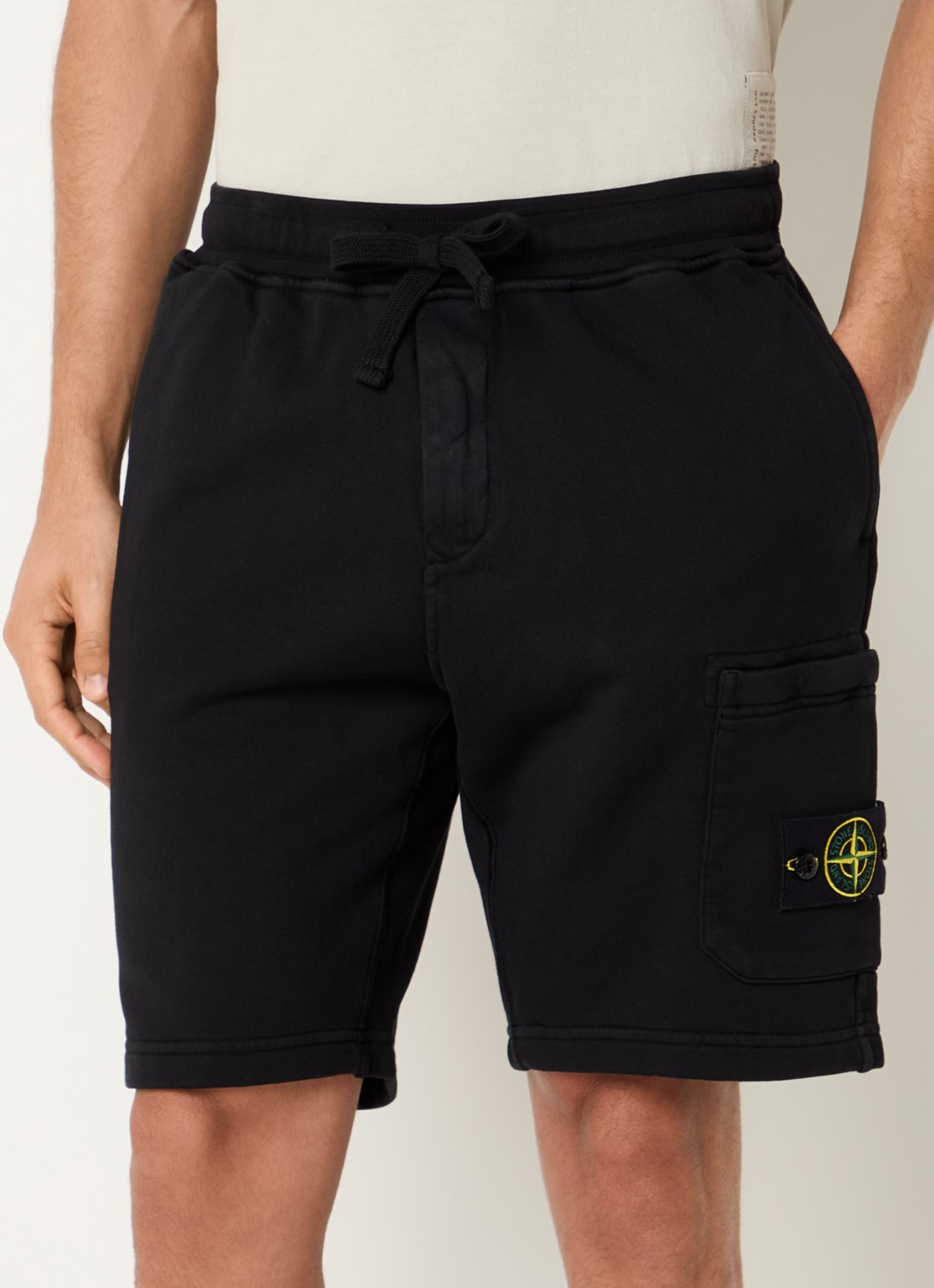 Stone Island S0051 straight fit korte joggingbroek met logo - detail zwart