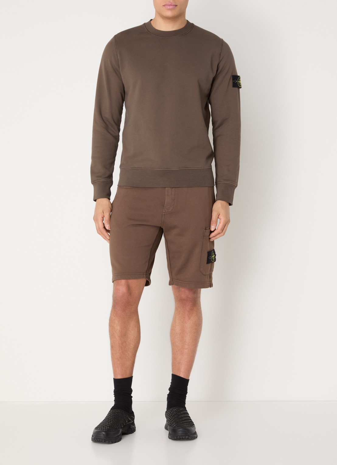 Stone Island S0051 sweater met logo - voorkant 5 donkerbruin