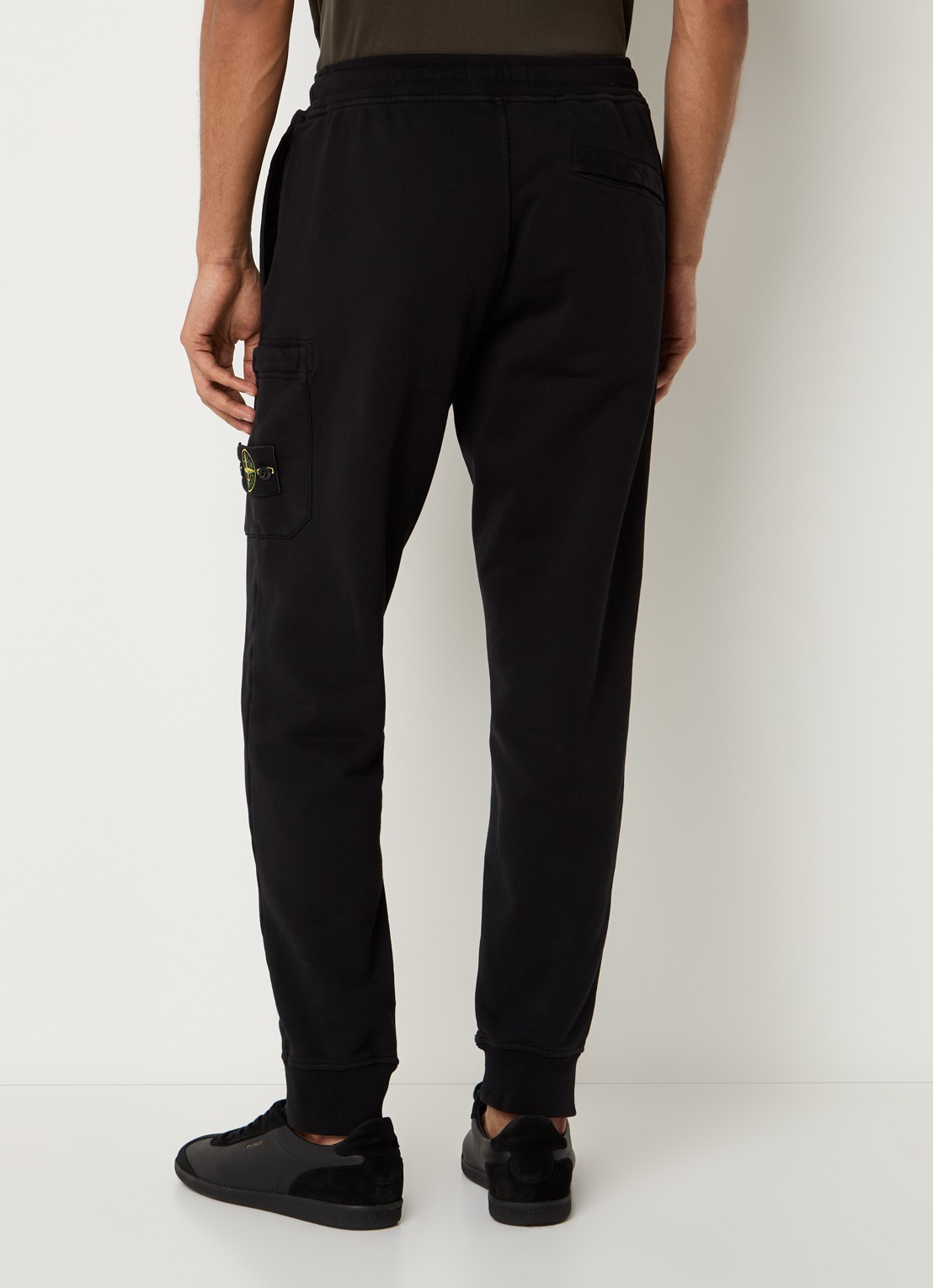 Stone Island S0051 tapered fit joggingbroek met steekzakken - achterkant 6 zwart