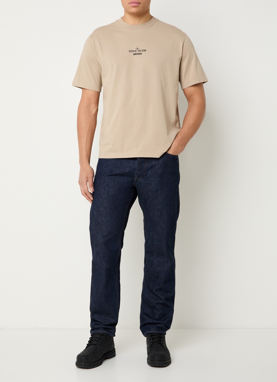 Stone Island S0091 Archivio T-shirt met logo- en backprint - voorkant 5 beige