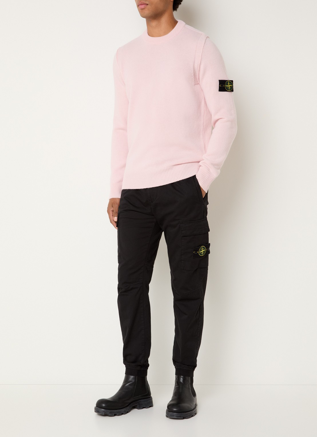 Stone Island S00A3 fijngebreide trui in wolblend met logo - voorkant 3 lichtroze