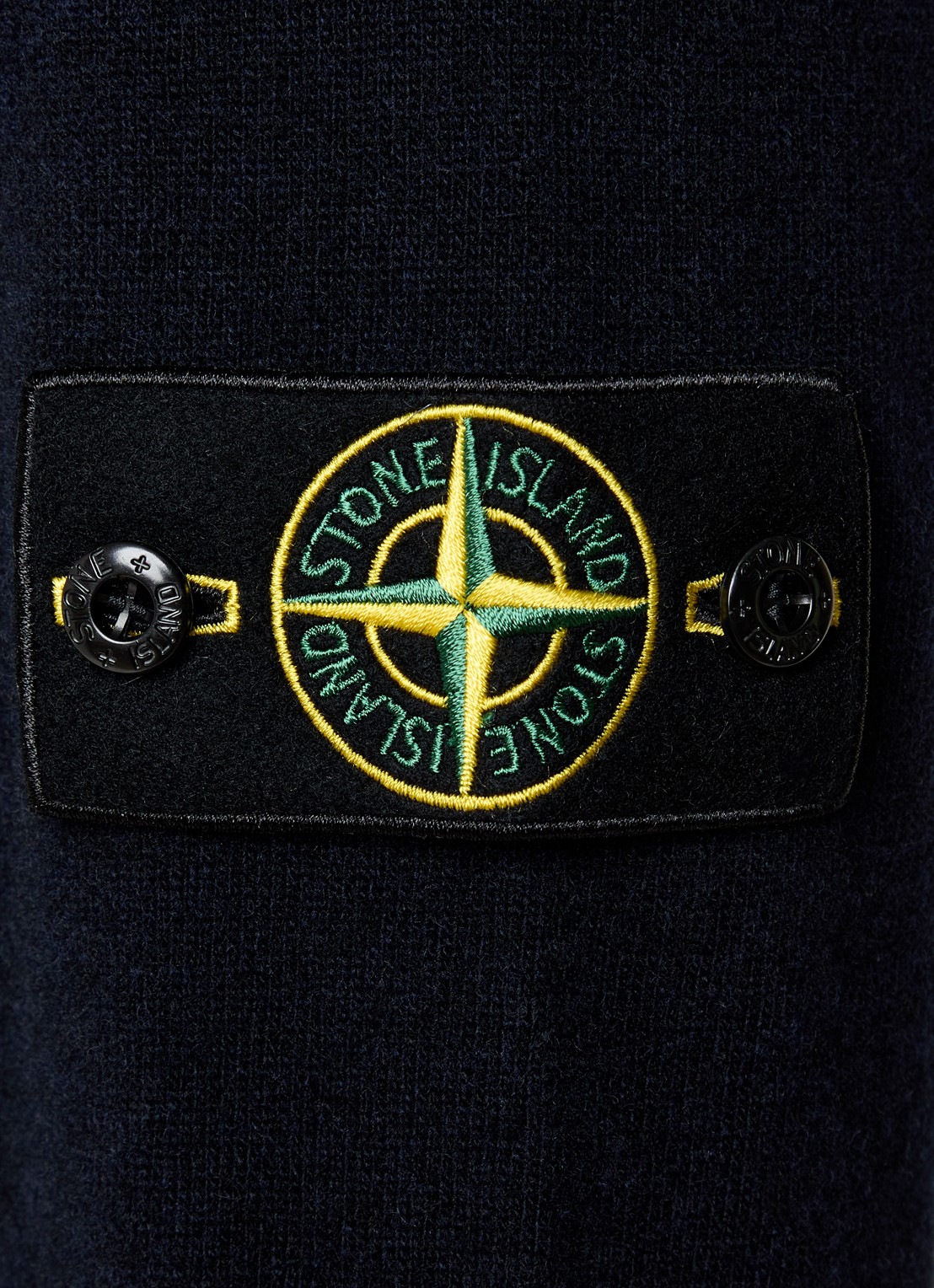 Stone Island S00B4 fijngebreide trui van scheerwol met polokraag - detail 5 donkerblauw