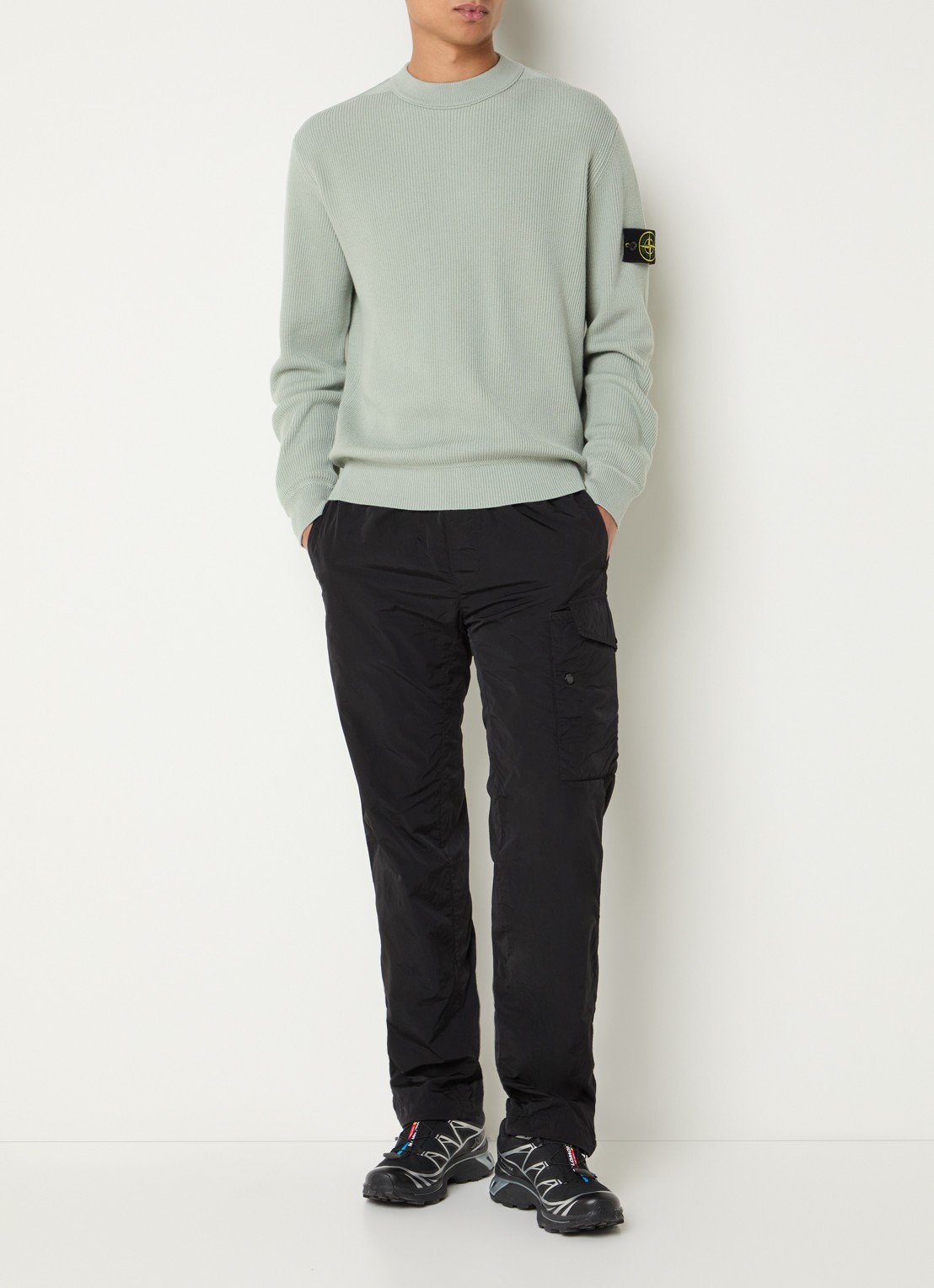 Stone Island S00D8 fijngebreide trui met logo - voorkant 2 lindegroen