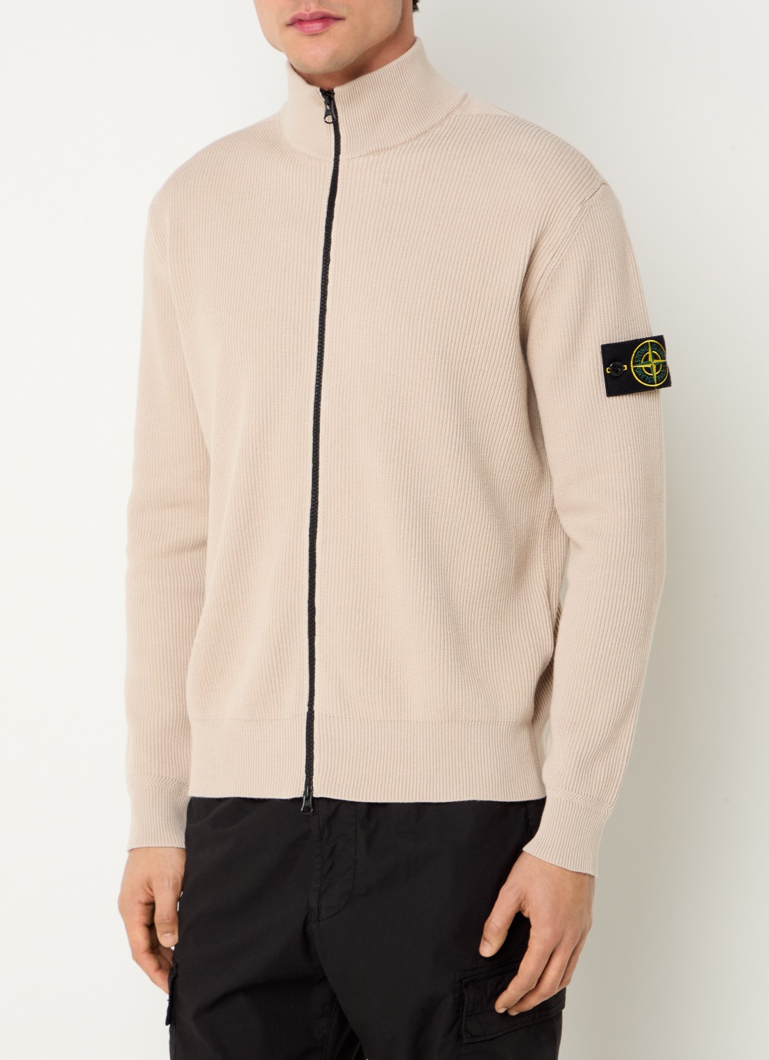 Stone Island S00D8 ribgebreid vest met logo - detail beige