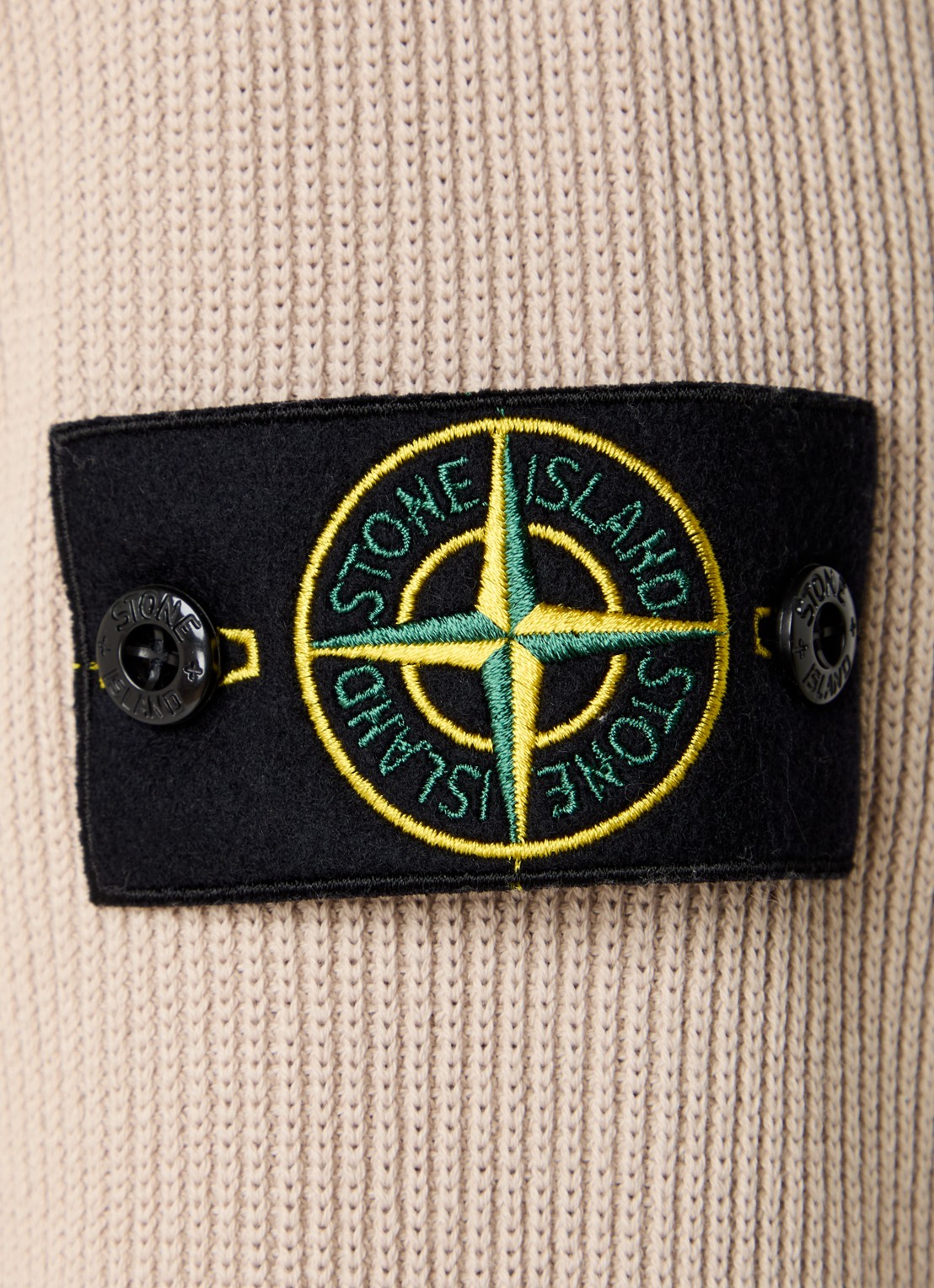 Stone Island S00D8 ribgebreid vest met logo - detail 2 beige