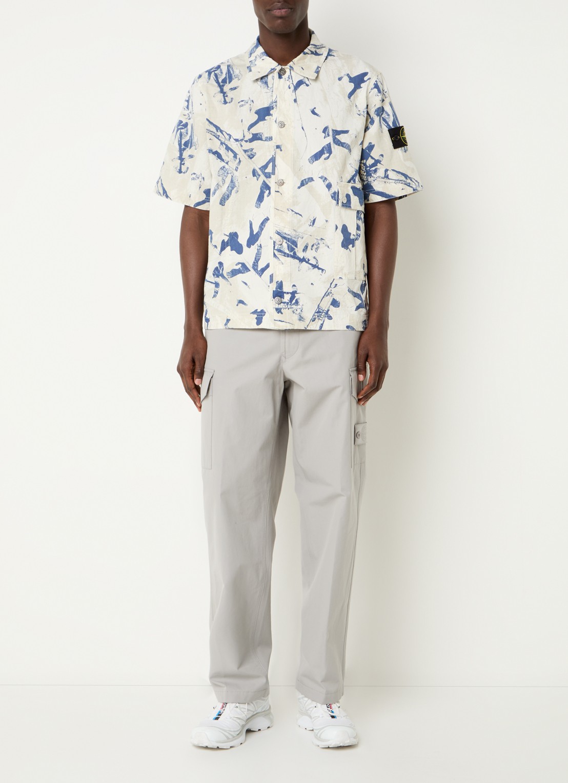 Stone Island S00E1 regular fit overhemd met print en opgestikte zakken - voorkant 2 beige
