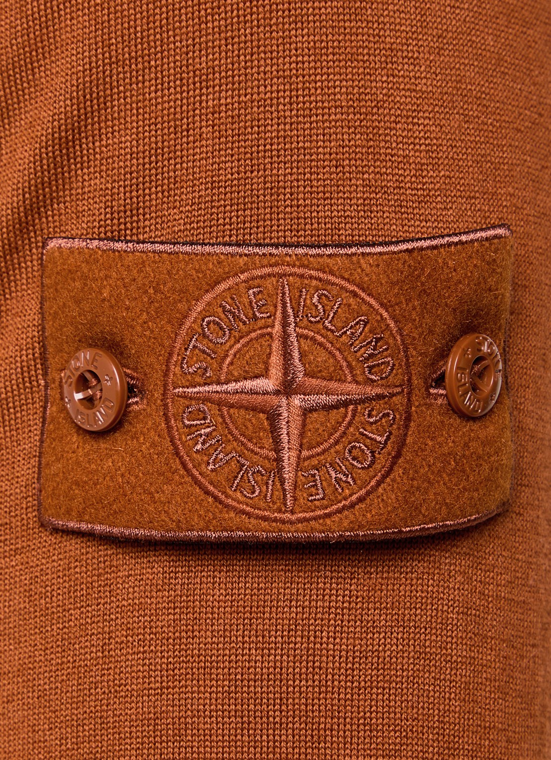 Stone Island S00FC fijngebreide trui van scheerwol met logo - detail 4 bruin