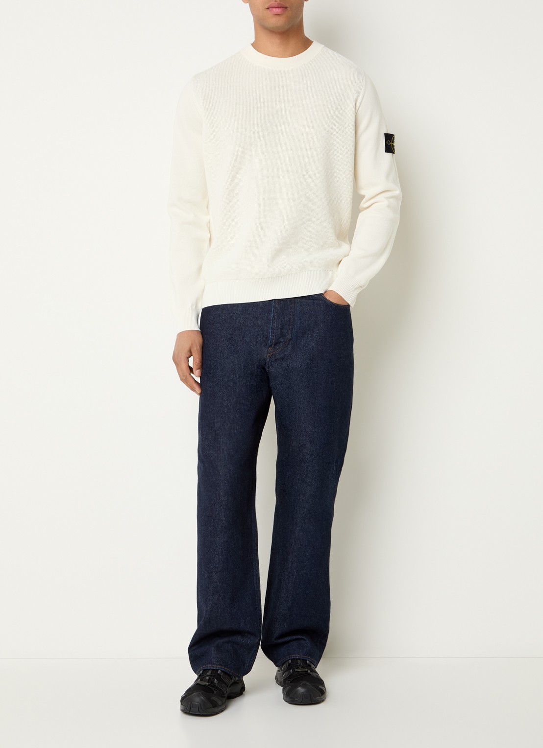 Stone Island S00J7 loose fit jeans met donkere wassing - voorkant 6 indigo